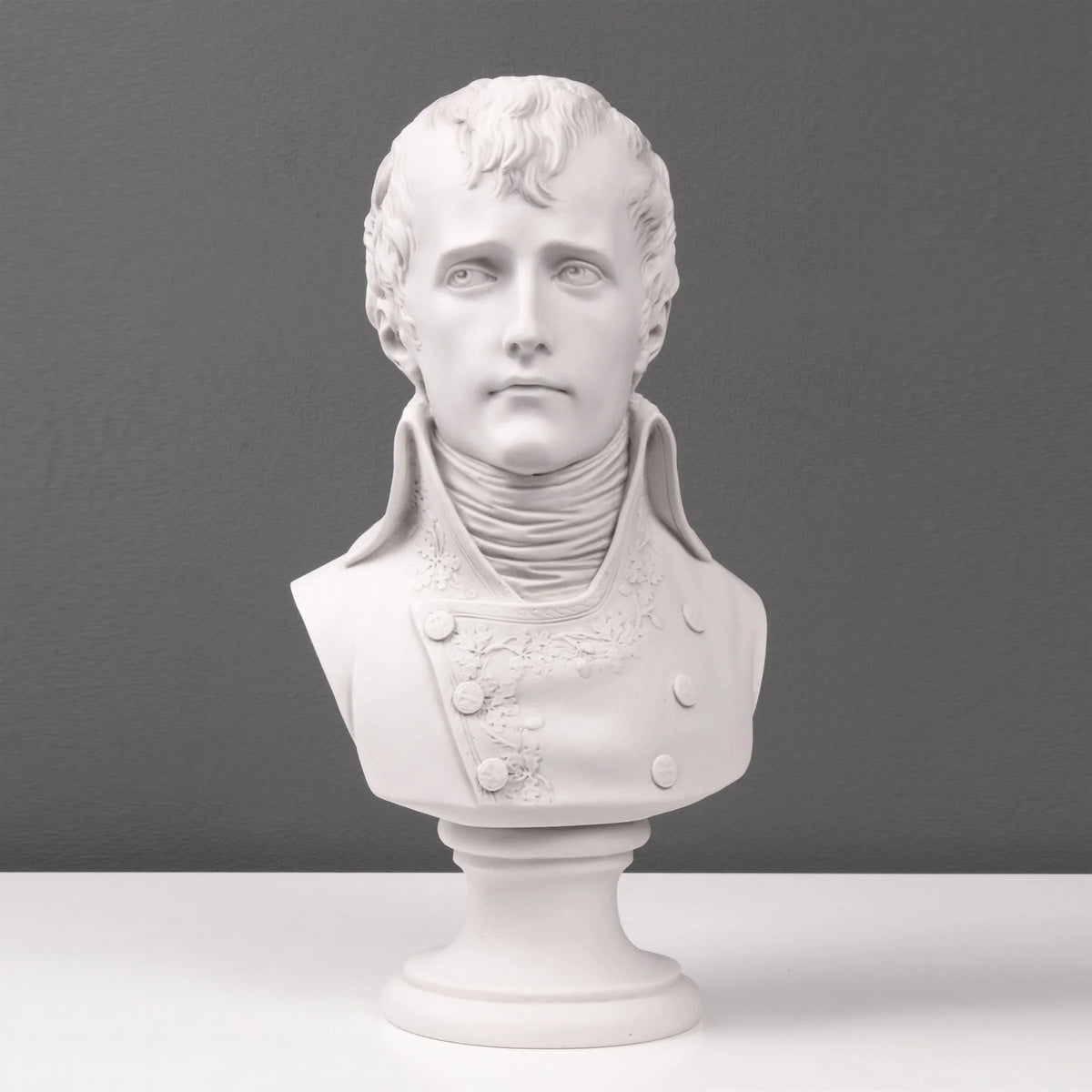 Buste de Napoléon édition  Première - sculpture en marbre